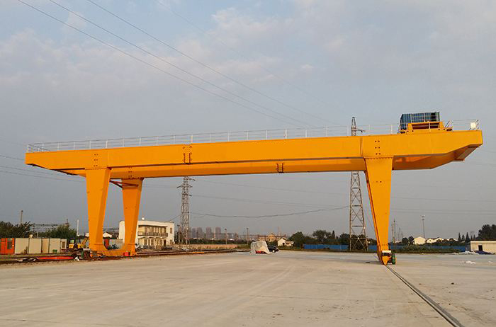 u-type-double-girder-gantry-crane.jpg