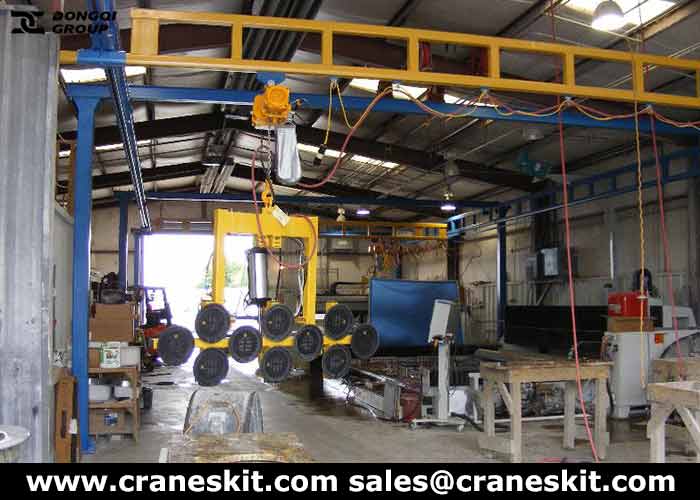 Workstation Crane used for garage