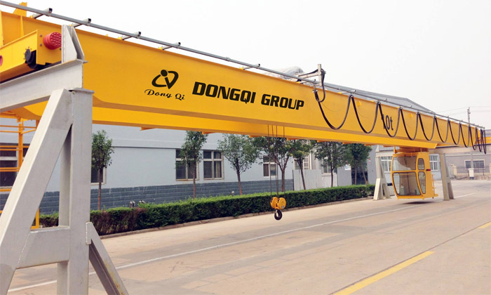 dongqi-crane-maintenance.jpg