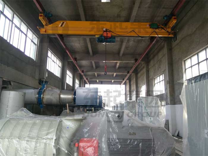 suspension-crane-in-sewage-treatment-plant.jpg