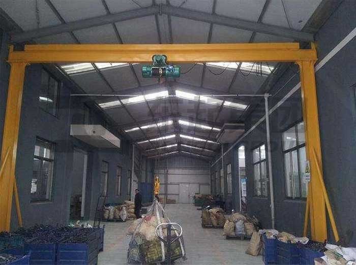 warehouse-gantry-crane.jpg