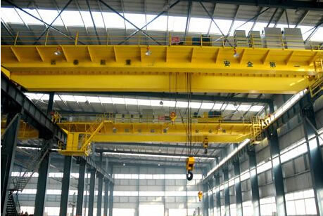 Insulation bridge crane