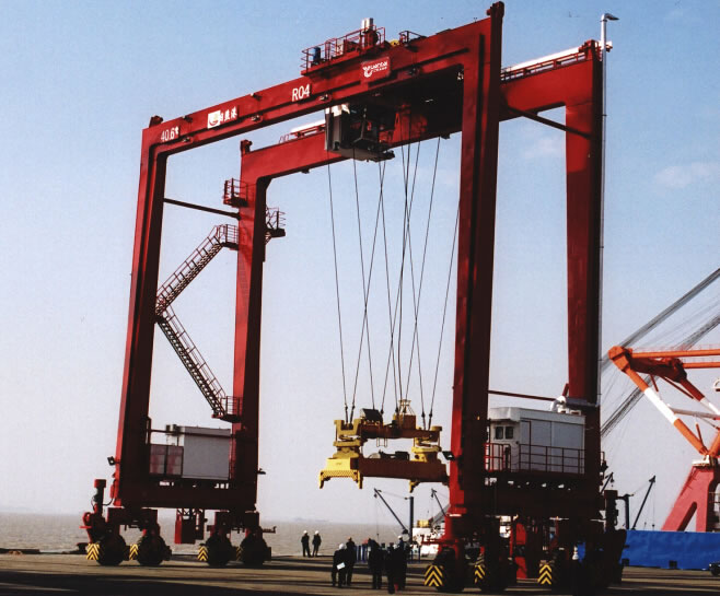 Rubber tyred gantry crane