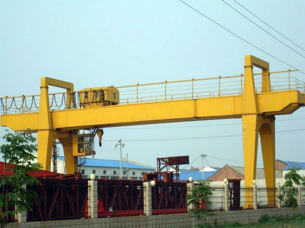 MG Double Girder Gantry Crane