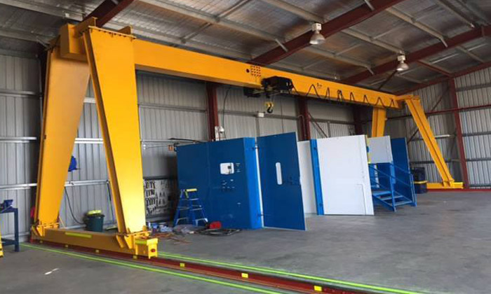 shop-portable-gantry-crane.jpg