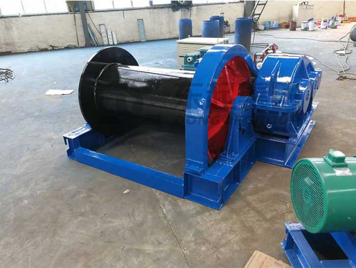 12.5-ton-low-speed-electric-winch.jpg