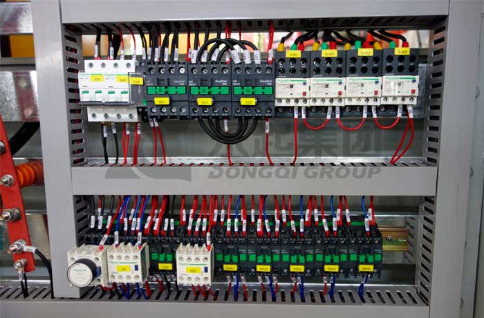 crane-electrical-cabinet.jpg