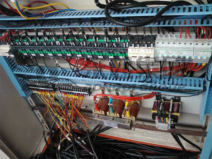 crane-electrics-connection.jpg