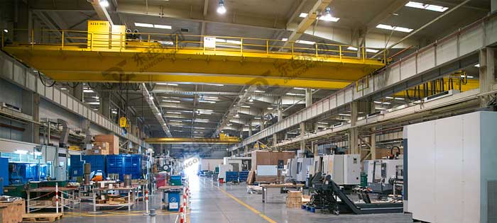 double-girder-workshop-crane.jpg