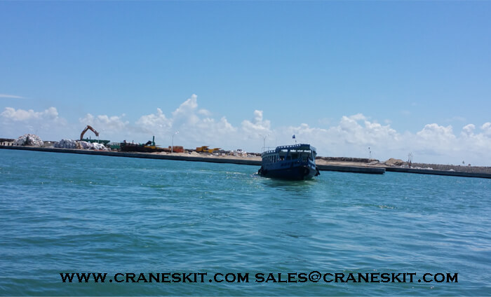 maldives-blue-sky-took-by-dongqi-crane.jpg