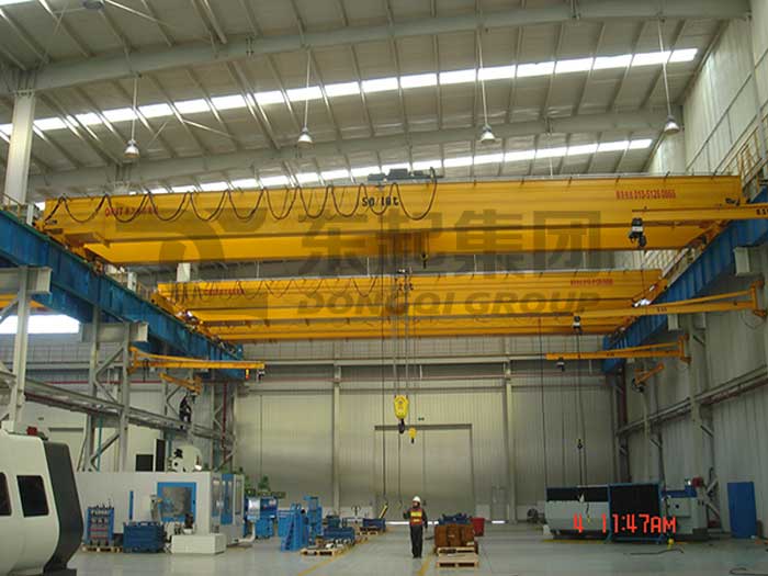 overhead-crane-for-energy-saving-equipment.jpg
