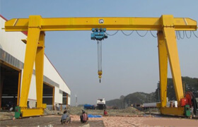 Gantry Cranes - Gantry Crane 5 ton Manufacturer from Ahmedabad